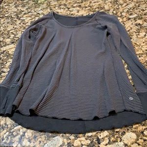 LULULEMON reversible sweatshirt size 6